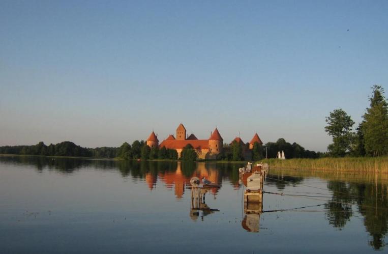 Ezerkiemis Hotel Trakai Exterior photo